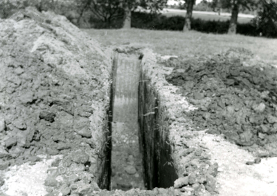 SP_ARCHEOLOGIE_005 Opgravingen in Spijkenisse: de terp de Hoge Werf werd met proefsleuven onderzocht; 1966