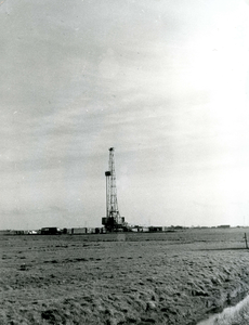 SP_GASWINNING_002 Boring naar aardgas in de Brabantse Polder; 1960