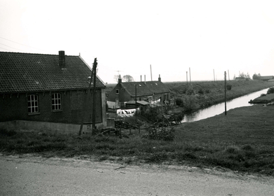 SP_KORTESCHENKELDIJK_062 Gemaal De Vooruitgang, gebouwd in 1878; 1975