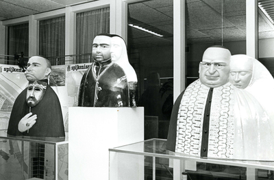 SP_KUNST_043 Kunstexpositie in het gemeentehuis; 1987