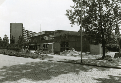 SP_MARREWIJKLAAN_033 Nieuwbouw naast het postkantoor langs de Marrewijklaan; 17 september 1977