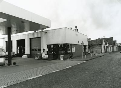 SP_NOORDEINDE_078 Het tankstation aan het einde van het Noordeinde; 28 augustus 2000