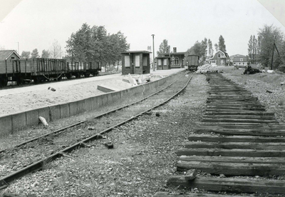 SP_TRAM_106 Sloopwerkzaamheden rond het tramstation na opheffing van de tramlijn; 7 mei 1966