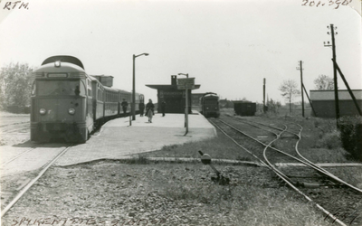 SP_TRAM_108 Het tramstation van Spijkenisse; 1957