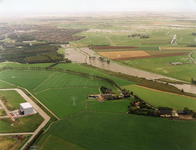 SP_WATEROVERLAST_023 Hoog water in de polder na overvloedige regenval: de Vierambachtenboezem buiten zijn oevers ...