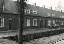 SP_WIEKSTRAAT_010 Woningen in de Wiekstraat in de Molenwei; Januari 1957