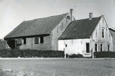 SP_ZIJLSTRAAT_016 Boerderij van Hoorman, gezien vanaf de Dorpskerk; 1961