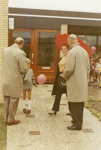 VP_SCHOLEN_004 Opening van de kleuterschool Pinokkio; 1971