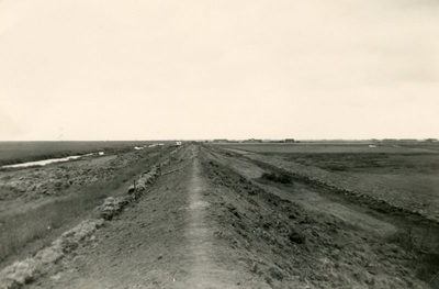 ZL_DIJKVERSTERKING_40 Kijkje op de Zeedijk; 1961