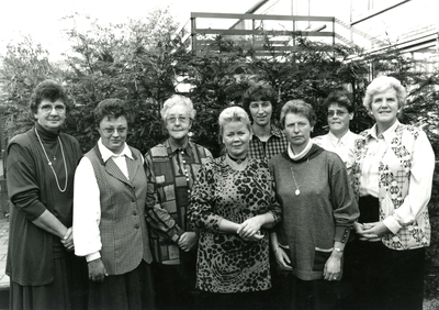 ZL_PERSONEN_05 Leden van de Christelijke Vrouwen Vereniging van Zuidland; ca. 1990