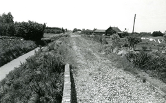 ZL_TRAMBAANPAD_01 De verlaten spoorlijn van de RTM-tram; 1973