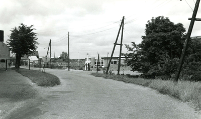 ZW_HENRYFORDSTRAAT_009 Garage en pompstation langs de Henry Fordstraat; ca. 1965