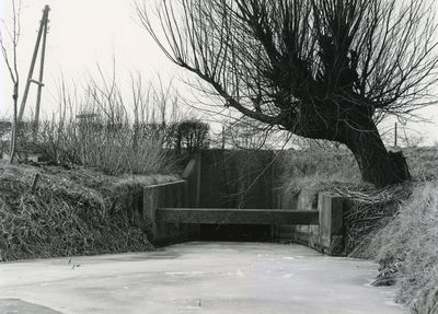 ZW_WOUDDIJK_011 Sluis in de Wouddijk bij De Verloren Kostdijk en De Steenen Wacht ; Februari 1986