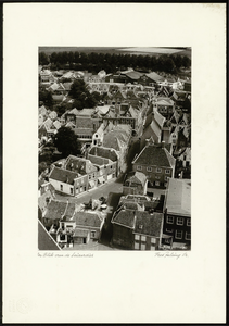 FOTO_GF_C163 Panorama vanaf de St. Catharijnekerk op het Wellerondom, het stadhuis, en de Vischstraat; ca. 1980