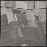 LUCHTFOTO_VOORNE_037B De Pancrasgorsedijk en de Meelzakseweg; ca. 1963