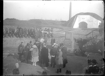 GN2083 Onthulling van het 1 april monument; 1922