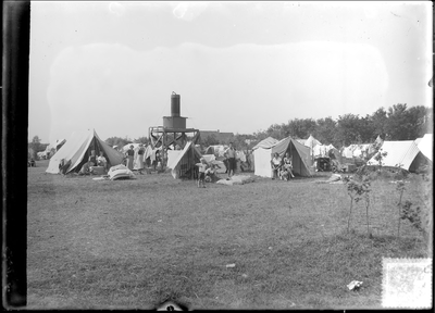 GN2222 Tenten op het Kruiningergors; ca. 1935