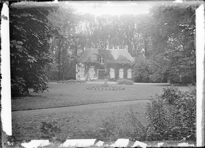 GN2624 Huize Mildenburg in het Mildenburgbos; ca. 1925