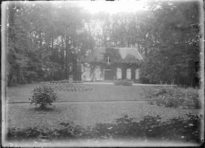 GN2636 Huize Mildenburg in het Mildenburgbos; ca. 1925