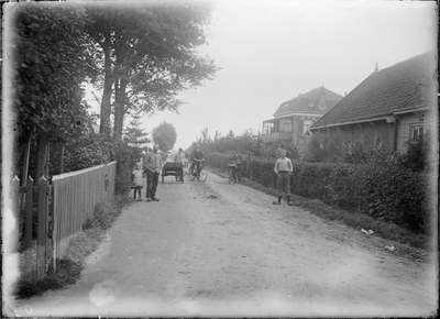 GN2684 De Goudhoekweg toen dit nog een onverhard pad was; ca. 1925