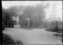 GN2710 Een kijkje in de Noordweg, met Villa Rustoord; ca. 1910