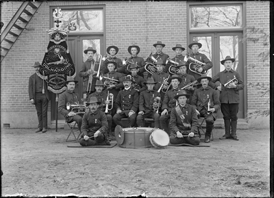 GN2950 Muziekvereniging Volharding; ca. 1910