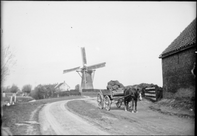 GN3363 Molen bij Nieuwenhoorn; ca. 1930