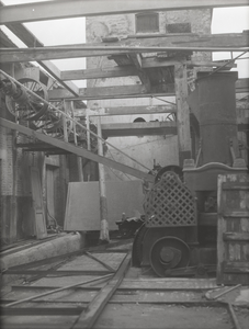 A1015 Verbouwingswerkzaamheden in de kalkfabriek; ca. 1950