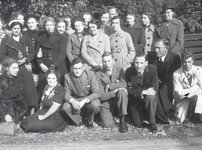 A1029 Groep leerlingen van de HBS; ca. 1955