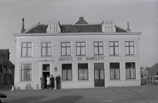 B1131 Hotel de Doelen, gesloopt in januari 1962; ca. 1950