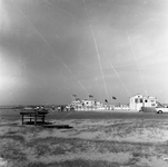 C1735 Recreatie op het strand; 28 juni 1961