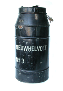 F0094 Stembus van de polder Nieuw-Helvoet, 1926; 2003