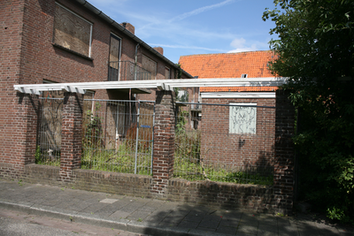 F0392 Woningen op de hoek van de Coppelstockstraat en de Kerkstraat, die gesloopt moesten worden voor de verbouwing en ...