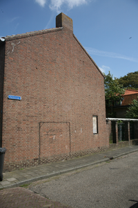 F0397 Woningen op de hoek van de Coppelstockstraat en de Kerkstraat, die gesloopt moesten worden voor de verbouwing en ...