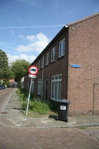 F0398 Woningen op de hoek van de Coppelstockstraat en de Kerkstraat, die gesloopt moesten worden voor de verbouwing en ...