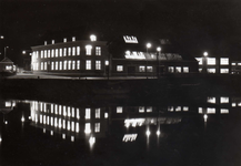 1062-85 Vitrite te Middelburg: In 1985 kunnen de lichten uit bij Vitrite te Middelburg. De fabriek wordt verlaten en ...