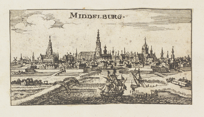 315 Middelburg. Gezicht op de stad Middelburg, vanaf de havenzijde, met een schip op de voorgrond