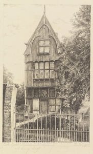 347 Oude gevel Museum Middelburg v. h. Lange Delft. De houten gevel van het huis Sint Pieter (voorheen aan de Lange ...