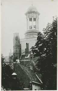 A-1088 De toren van de Rooms-Katholieke kerk in de Lange Noordstraat te Middelburg