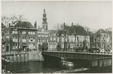 A-1266 De Koningsbrug (thans Beatrixbrug) met gezicht op de Houtkaai te Middelburg