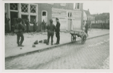 A-1622I Duitse krijgsgevangenen op de Markt te Middelburg