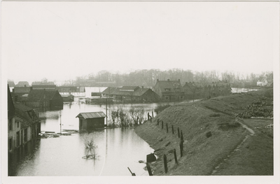 A-1828 Segeerssingel te Middelburg tijdens de inundatie