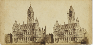 A-184 Het stadhuis aan de Markt te Middelburg, tijdens een restauratie van de voorgevel