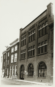 A-1844 Het gebouw van de Rotterdamse Bank aan de Korendijk 52 te Middelburg