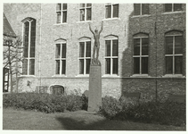 A-1957 Het bevrijdingsmonument aan de Groenmarkt te Middelburg