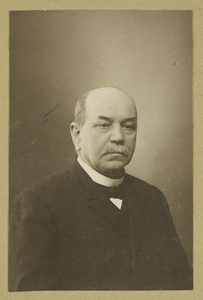 A-2113 Pieter Polet (1852-1915), directeur van de gasfabriek en de waterleiding te Middelburg (circa 1880-1913), gehuwd ...