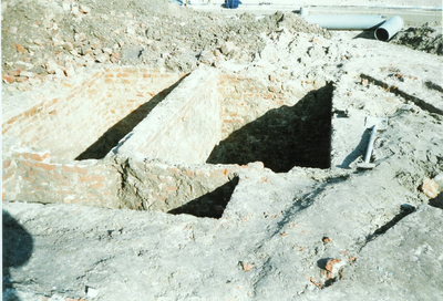 A-2133IX Gezicht op de opgraving van fundamenten van de Westmonsterkerk aan de Markt te Middelburg