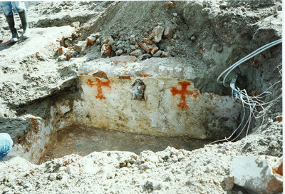 A-2133VI Gezicht op de opgraving van fundamenten van de Westmonsterkerk aan de Markt te Middelburg