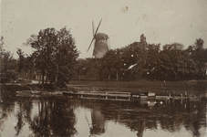 A-25 Gezicht op het Seisbolwerk met molen te Middelburg