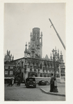 A-370 Het stadhuis te Middelburg, met gestutte gevel na het bombardement